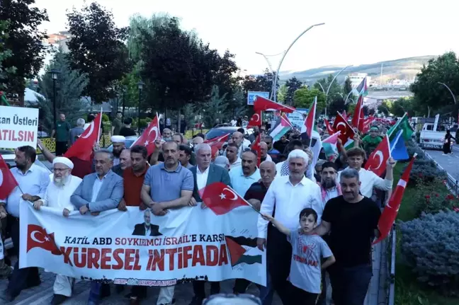 Bayburt ve Erzincan'da Hamas lideri İsmail Haniye ve Gazze'deki zulmü protesto yürüyüşü düzenlendi