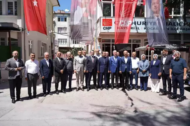 AK Parti Heyeti Kayseri'deki Siyasi Partileri Ziyaret Etti