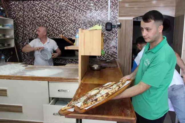 Samsun'un tescilli 'Terme pidesi' lezzeti