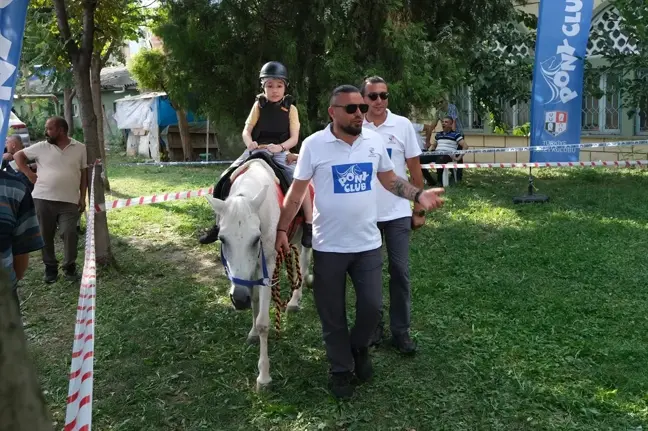 Karabük'te çocuklar ata bindi