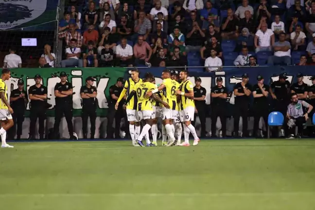 Fenerbahçe, Çaykur Rizespor'u 5-0 mağlup etti