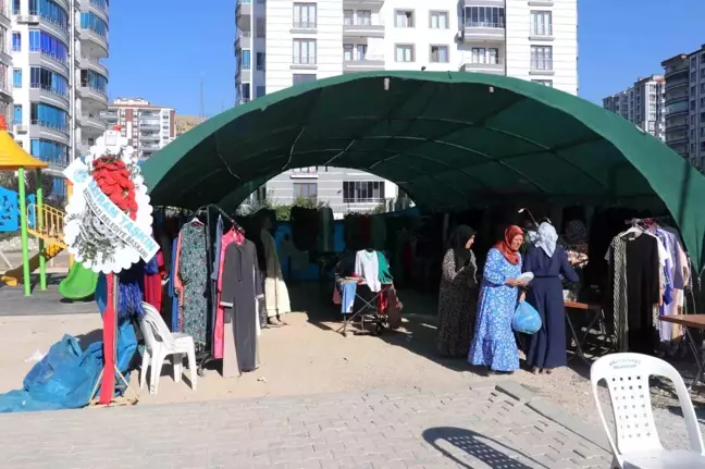 Malatyalı depremzede kadınlar stres atıyor, ev ekonomilerine katkı sağlıyor