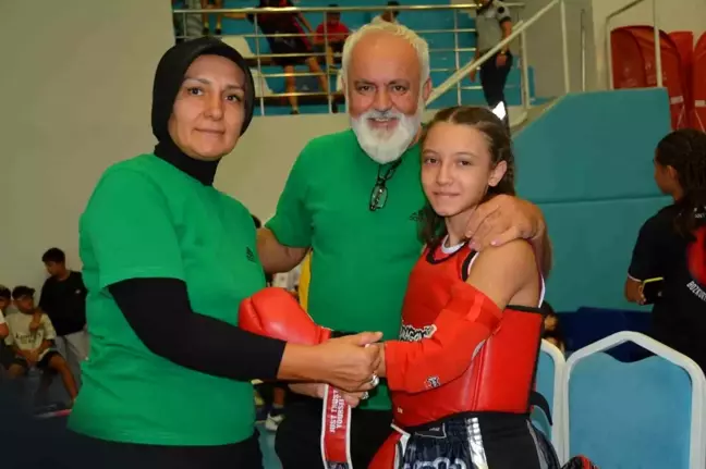 Minikler ve Yıldızlar Muaythai Türkiye Şampiyonası Bitlis'te sona erdi