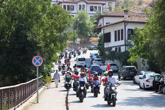 30 Ağustos Zafer Bayramı Törenleri Sakarya, Kocaeli, Bolu, Düzce, Karabük, Zonguldak ve Bartın'da Kutlandı