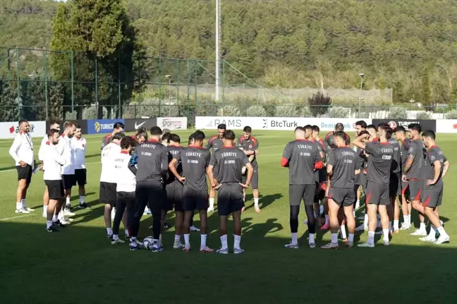 A Milli Futbol Takımı, Galler maçı hazırlıklarını sürdürdü