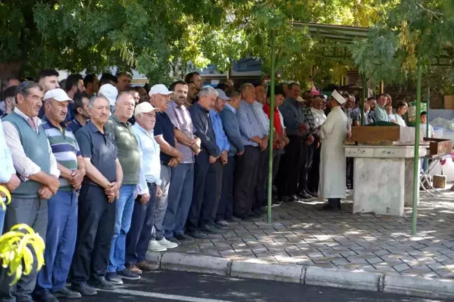 Niğde'de boğulan baba ve kızı toprağa verildi