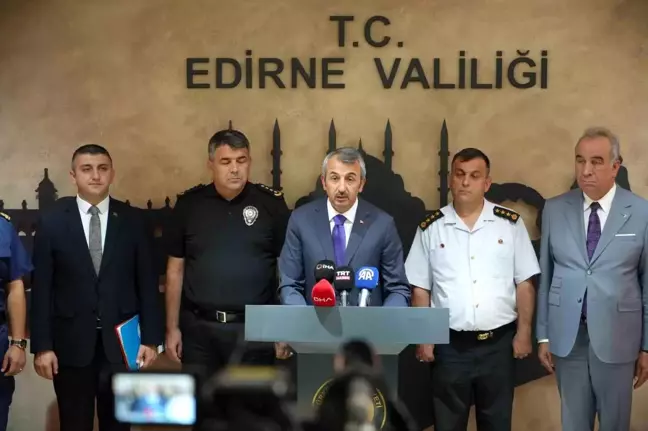 Edirne'de 3 Ton Uyuşturucu ve 3 Milyar Gümrük Kaçağı Malzeme Ele Geçirildi