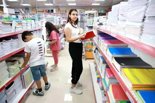 Hatay'da Geri Göçle Birlikte Kırtasiye Talebi Arttı