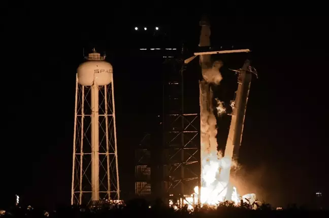 SpaceX, Polaris Dawn Misyonuyla İlk Özel Uzay Yürüyüşünü Gerçekleştirdi