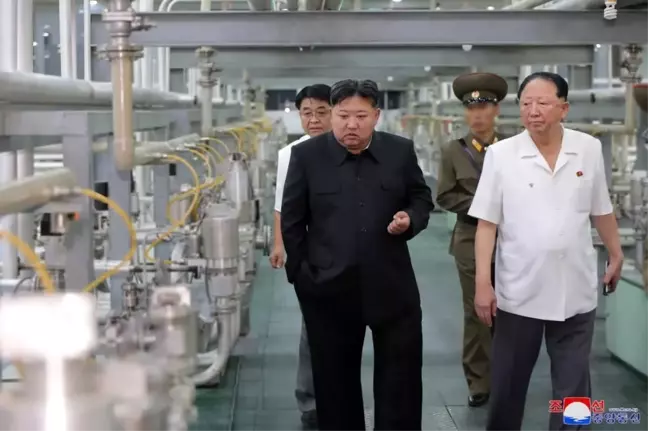 Kuzey Kore Lideri Kim Jong-un Nükleer Silah Üretim Kapasitesini Artırmak İçin Talimat Verdi