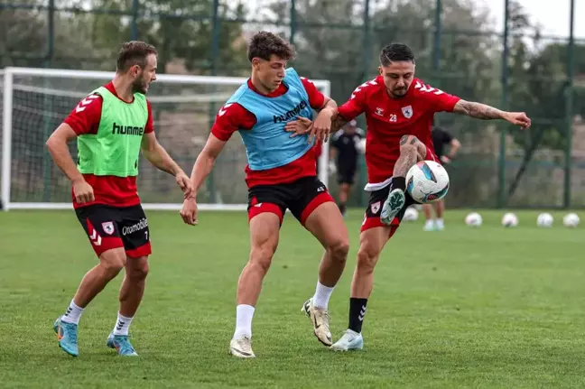 Samsunspor, Konyaspor'u mağlup ederek iç sahada galibiyet arıyor