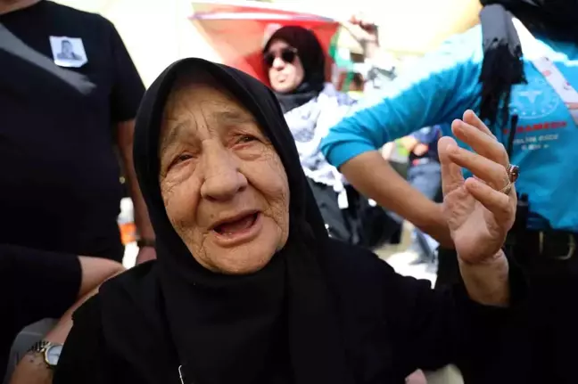 İsrail'in Katlettiği Ayşenur Ezgi Eygi, Didim'de Son Yolculuğuna Uğurlandı