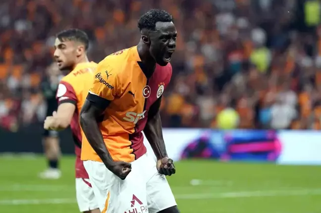 Davinson Sanchez, Galatasaray'la İlk Gol Sevinci Yaşadı