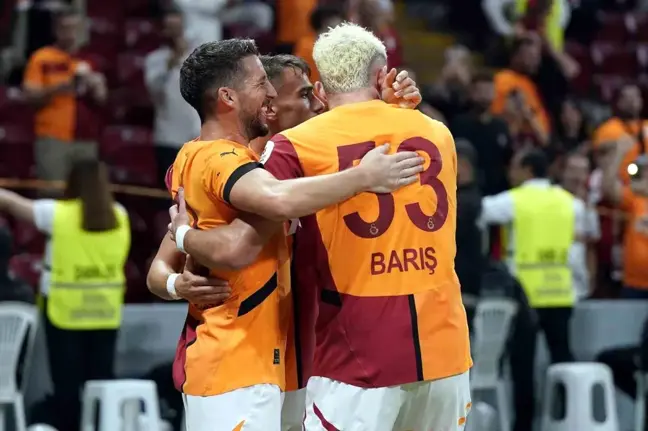 Galatasaray, Gaziantep FK'ya Karşı 2-0 Önde