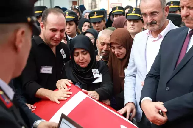 Şehit Jandarma Astsubay Çavuş Mehmet Fatih Çangır, Sakarya'da Son Yolculuğuna Uğurlandı