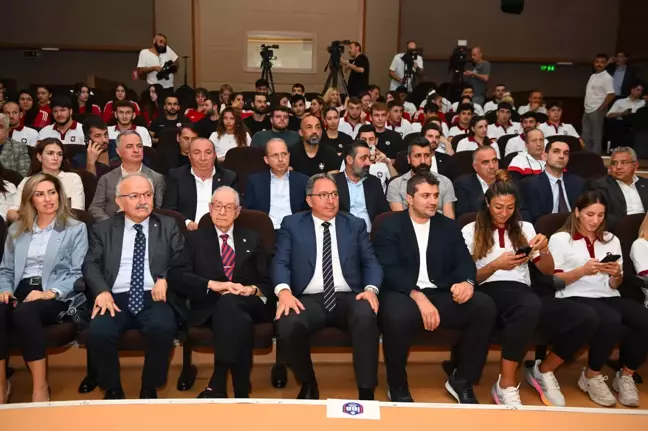 İBB Spor Kulübü'ne 'Fair-play Şeref Bayrağı' Törenle Verildi