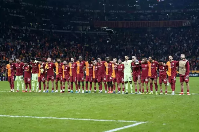 Galatasaray, Yunan Takımlarına Karşı 6. Galibiyetini Aldı