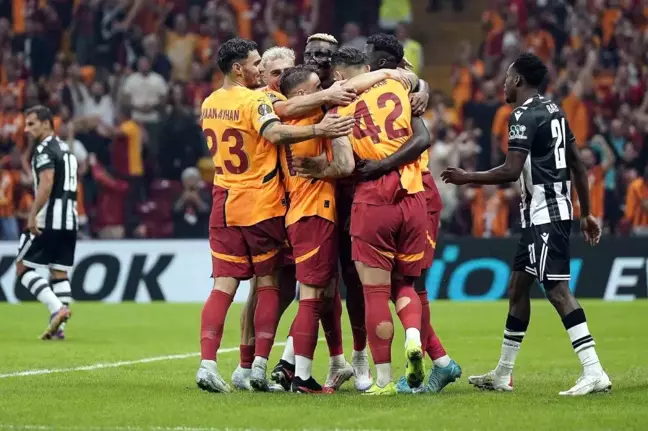 Galatasaray, UEFA Avrupa Ligi'nde PAOK'u 3-1 Yenerek Başladı