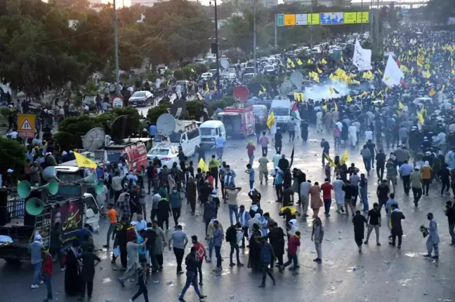 Karaçi'de Hasan Nasrallah'ın Ölümüne Protesto, Polis Müdahale Etti