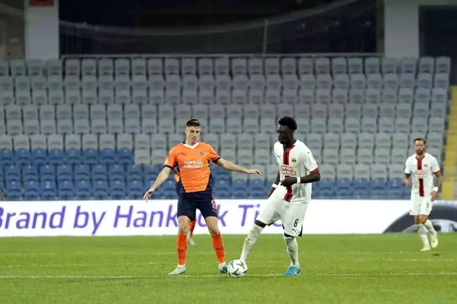 Başakşehir, UEFA Konferans Ligi'ne Kötü Başladı