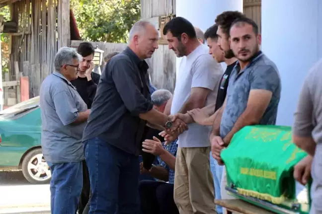 Hendek'teki Fabrika Patlamasında Hayatını Kaybeden Eray Kızıldağ Son Yolculuğuna Uğurlandı