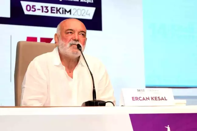 Ercan Kesal, Kocaeli Kitap Fuarı'nda Edebiyat ve Sinema Üzerine Konuştu