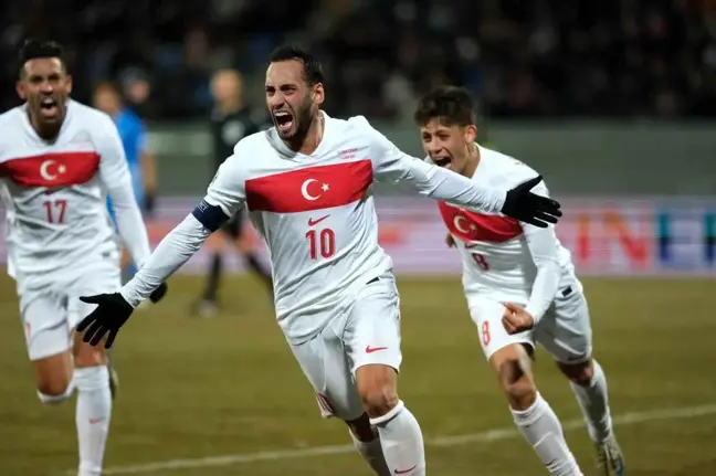 A Milli Takım, İzlanda'yı 4-2 Geçti