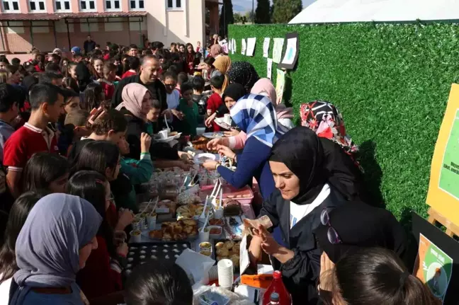 Erzincan'da Dünya Gıda Günü Etkinliği Renkli Görüntülerle Kutlandı