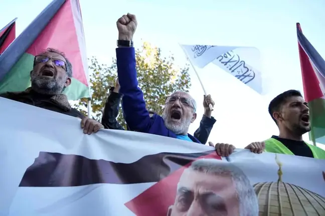 Bursa'da Gazze Dayanışma Platformu Üyelerinin Gıyabi Cenaze Töreni