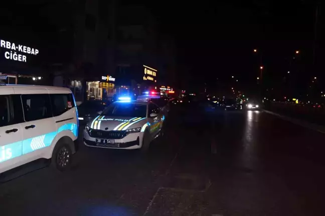 Kayseri'de Lüks Otomobilin Kazası: 4 Yaralı