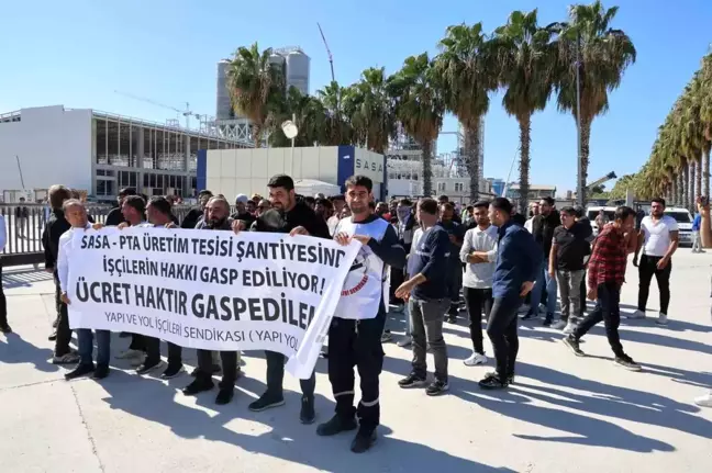 Adana'da Taşeron İşçiler Maaşlarının Ödenmemesi Nedeniyle Eylem Düzenledi