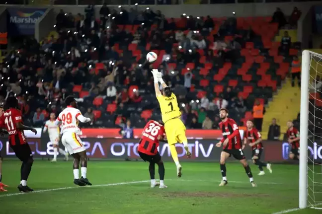 Gaziantep FK - Göztepe Maçı Golsüz Sona Erdi