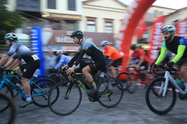 Çeşme, Veloturk Gran Fondo'ya 8'inci kez ev sahipliği yaptı