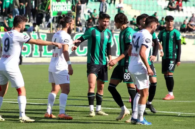 Denizlispor, Zonguldakspor'a 4-0 Mağlup Oldu