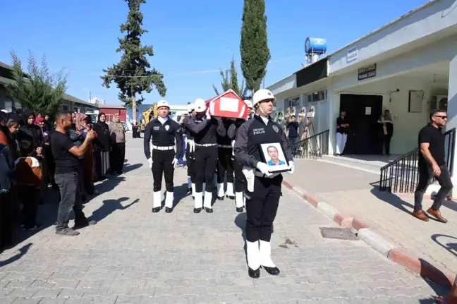 Mardin'de Kalp Krizi Geçiren Polis Memuru Adana'da Toprağa Verildi