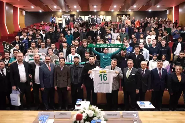 Bursaspor Başkanı Enes Çelik ve Futbolcuları Mudanya Üniversitesi'nde Öğrencilerle Buluştu