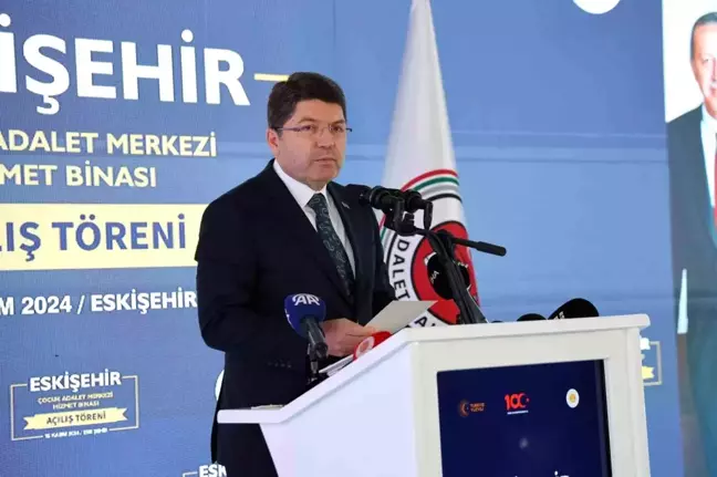 Bakan Tunç Eskişehir'de Çocuk Adliye Merkezi'nin açılışına katıldı