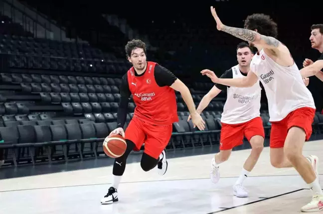 A Milli Erkek Basketbol Takımı, Macaristan ile Kritik Maça Çıkıyor