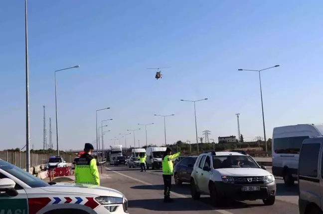 Mersin'de Jandarma Cayrokopter ile Trafik Denetimi Yaptı