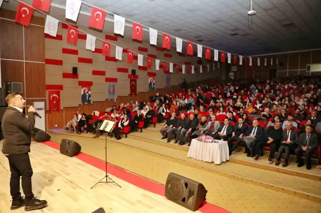 Ağrı'da Öğretmenler Günü Kutlandı