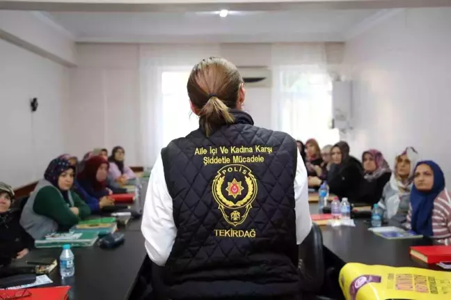 Tekirdağ Emniyet Müdürlüğü'nden Kur'an Kursu Öğrencilerine Dolandırıcılıkla Mücadele Eğitimi