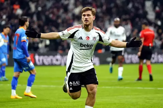 Semih Kılıçsoy Süper Lig'deki İlk Golünü Attı