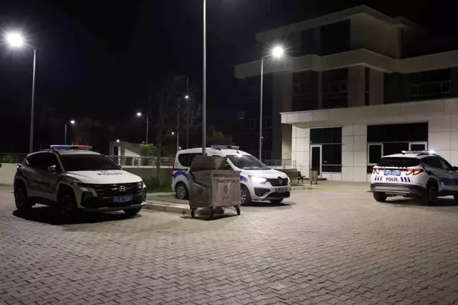 Çeşme'de Kız Meselesi Yüzünden Silahlı Kavga: 3 Genç Hayatını Kaybetti