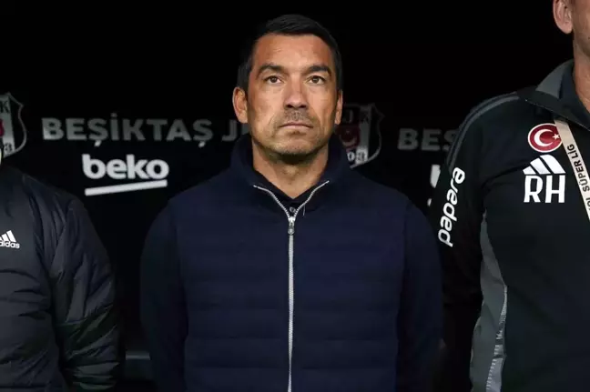 Beşiktaş, Teknik Direktör Giovanni van Bronckhorst ile Yollarını Ayırdı