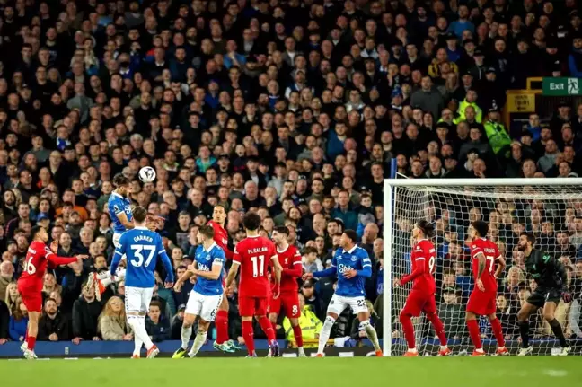 Everton ile Liverpool Derbisi Olumsuz Hava Koşulları Nedeniyle Ertelenmiştir