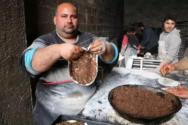 Suriye Milli Ordusu, Tel Rıfat'ta Halk İçin 'Zafer' Yemeği Dağıttı