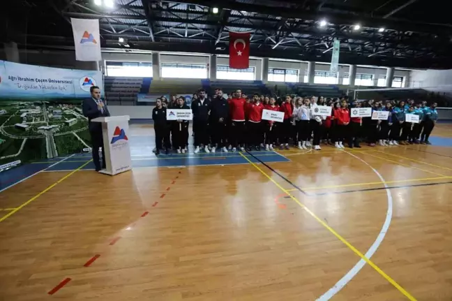 Ağrı İbrahim Çeçen Üniversitesi'nde Voleybol Bölgesel Lig Müsabakaları Başladı