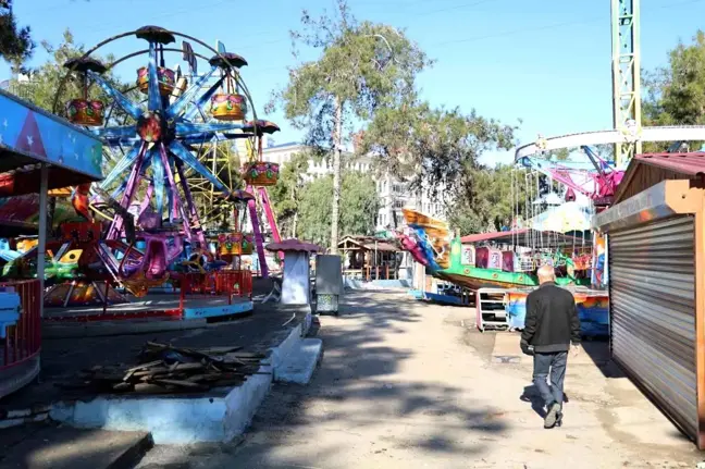 Adana'nın Tek Lunaparkı Kapatıldı, Yerine Emniyet Müdürlüğü Yapılacak