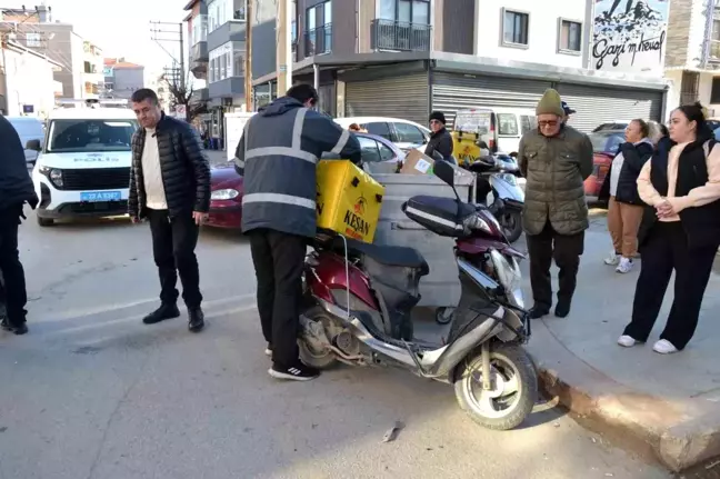 Edirne'de Motosiklet ile Otomobil Çarpıştı: 1 Yaralı