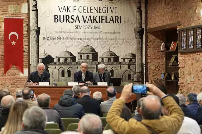 Bursa'da Vakıflar Genel Müdürlüğü'nün 100. Yılı Kutlandı